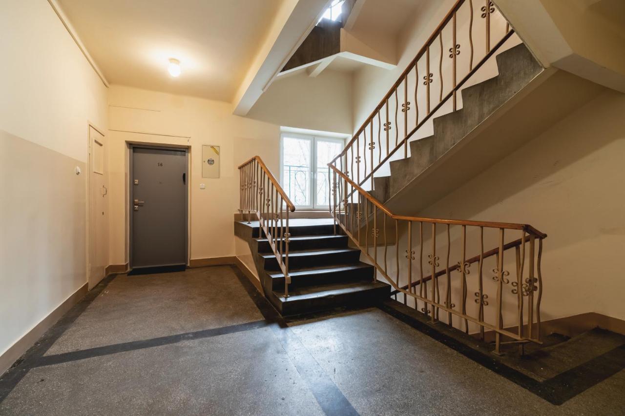 Apartment Osiedle Szkolne Cracow By Renters Krakow