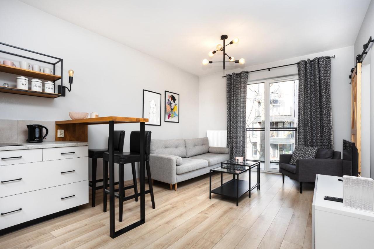 Of The Kings-alice Apartment *
