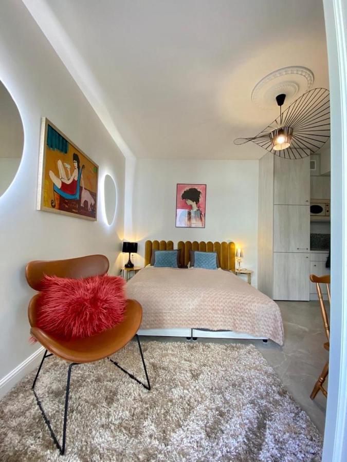 Luxury Panda In Old Town Appartement