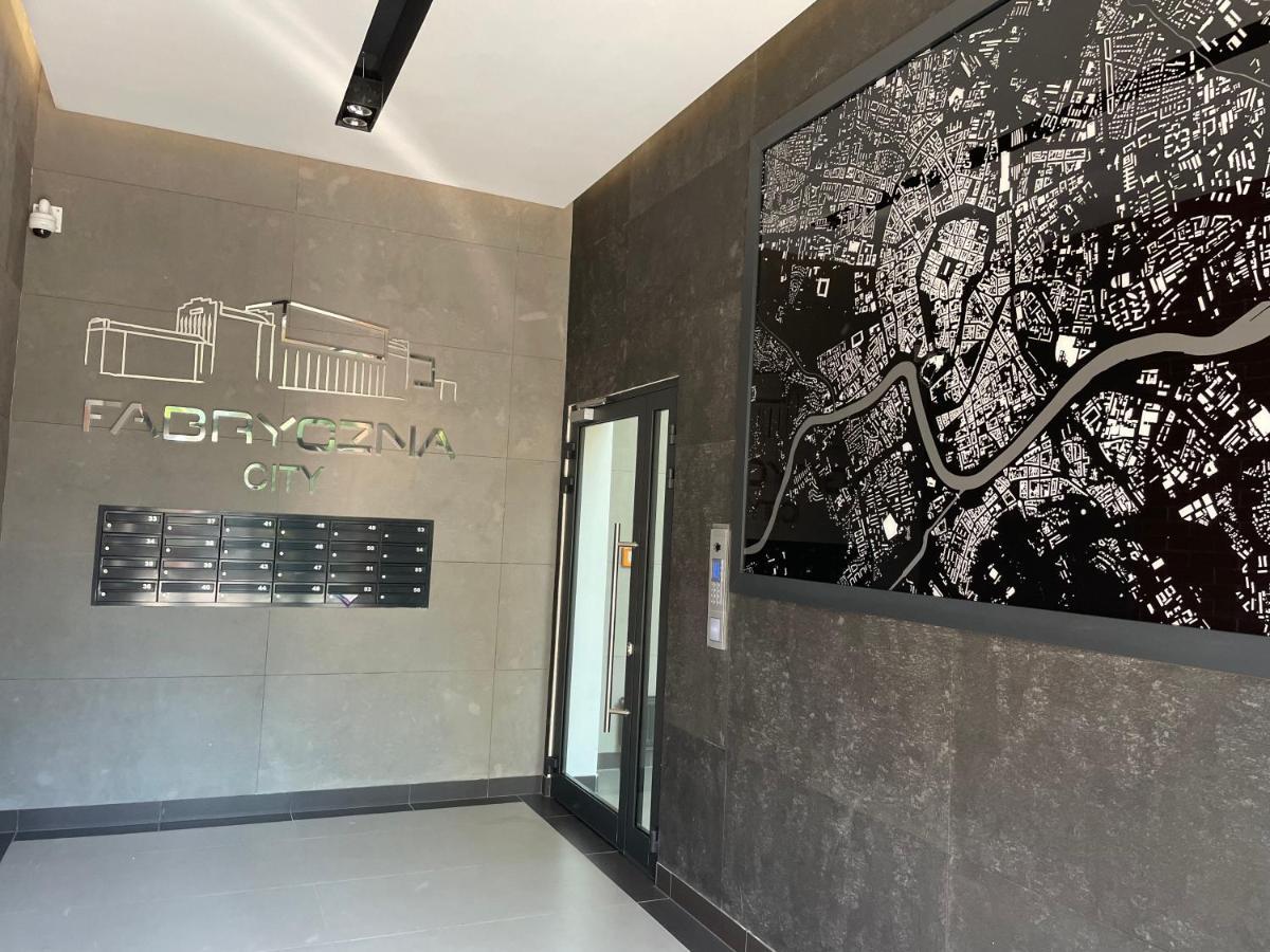 Apartment Lovely Flat Fabryczna Street Ac Free Parking