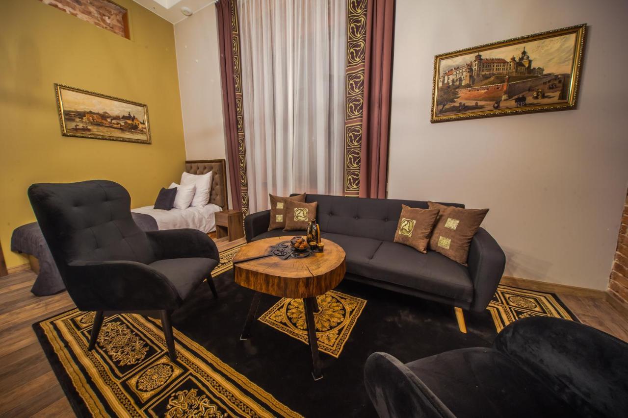 Ars Apartment