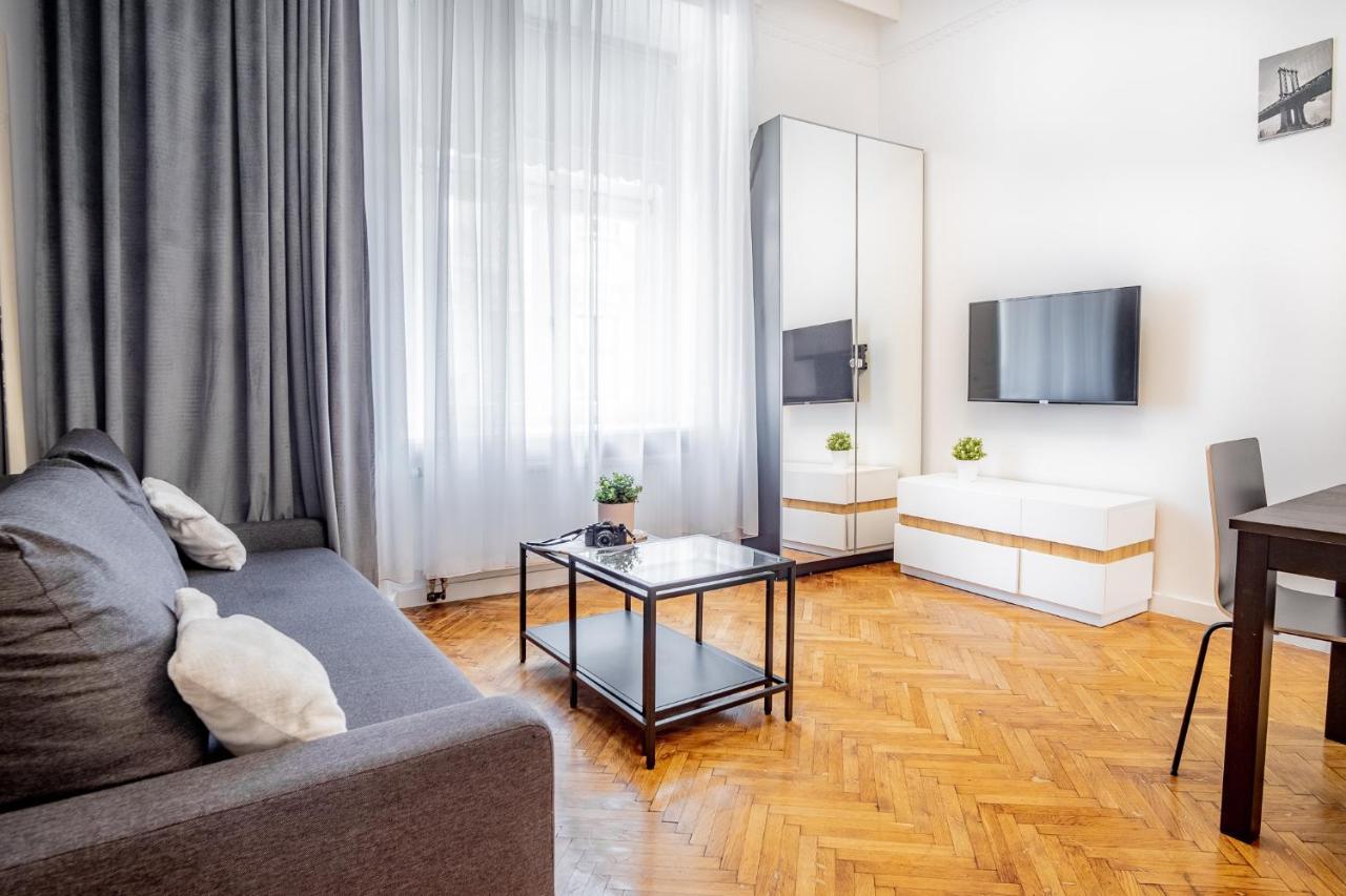 Apartament Floriańska 24 *