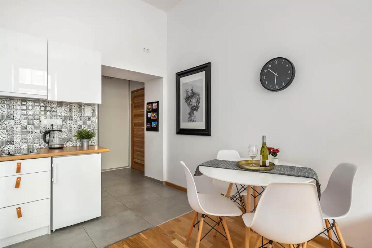 Appartement Uroczy Obok Opery I Dworca Glownego Z Netflix *