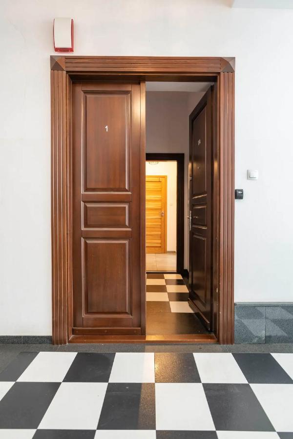 Appartement Uroczy Obok Opery I Dworca Glownego Z Netflix Krakau