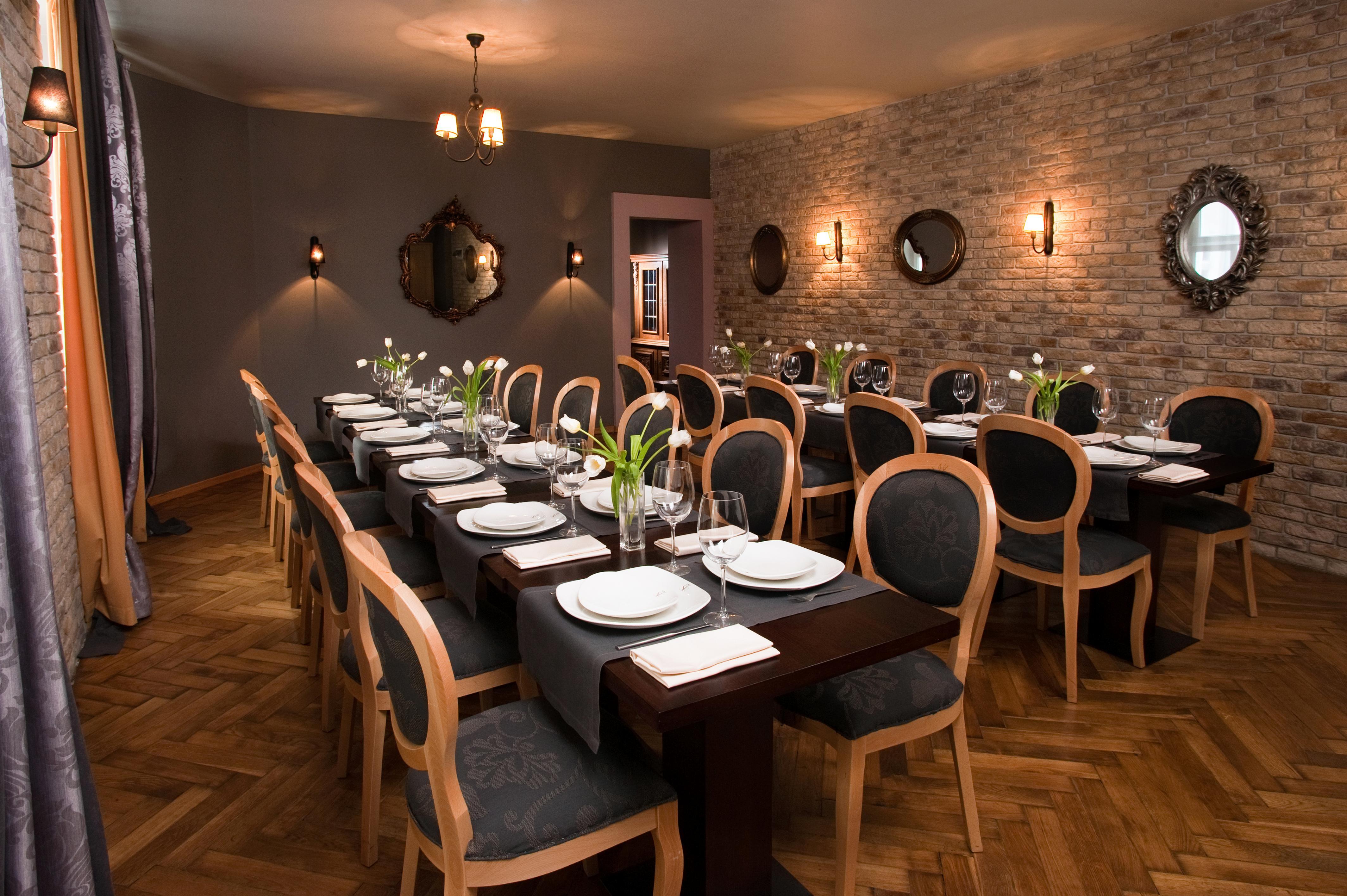 Aparthotel Antique Plac Szczepanski