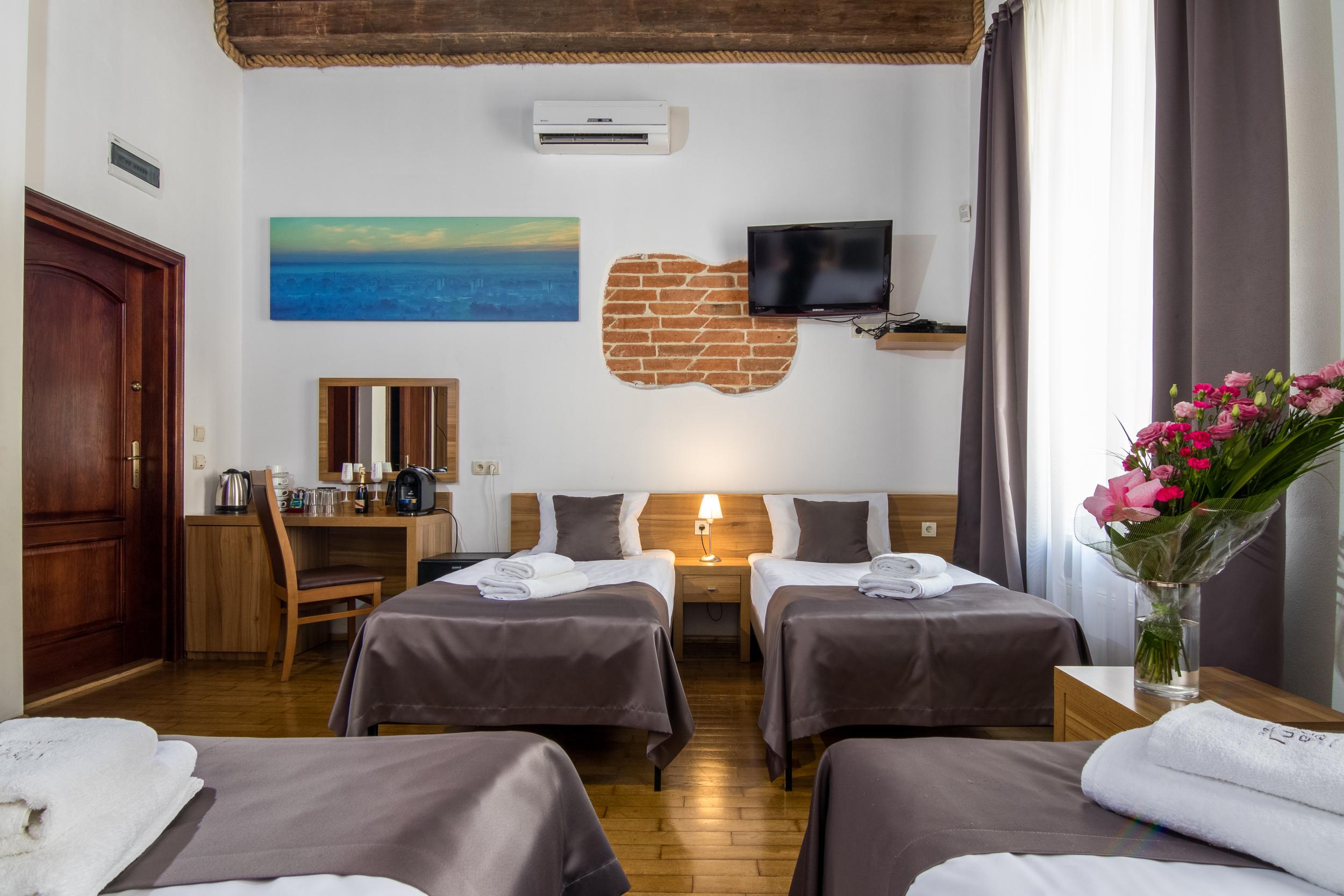 Pergamin Aparthotel 3*