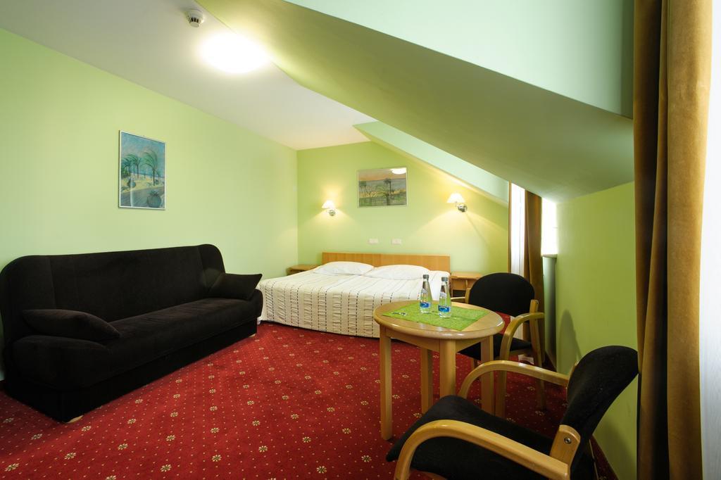 Orient Hotel 4*