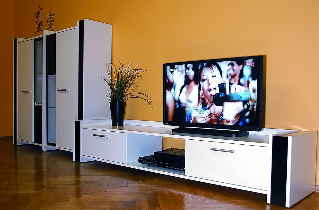 Apartment Spacious In The Heart Of *