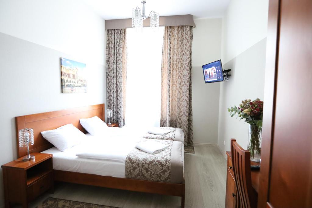 Garden Palace Aparthotel 3*