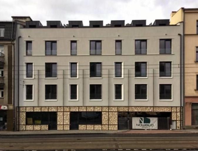 Premium With Air Conditioning, Heart In Cracow *