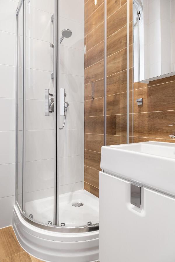 Apartamento Househost Apartment: Bonerowska 5/19 Cracóvia