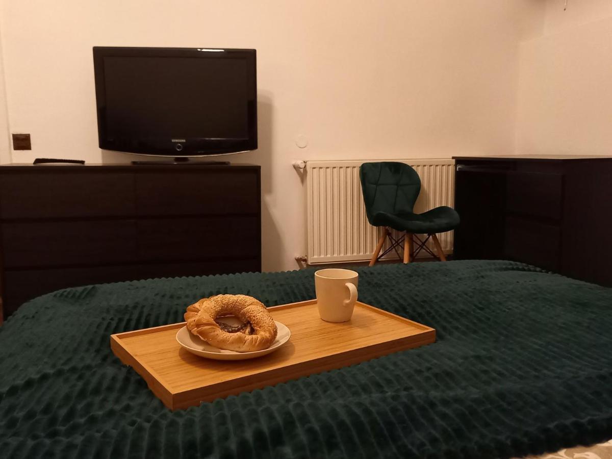 Homestay First Station 26-11 *