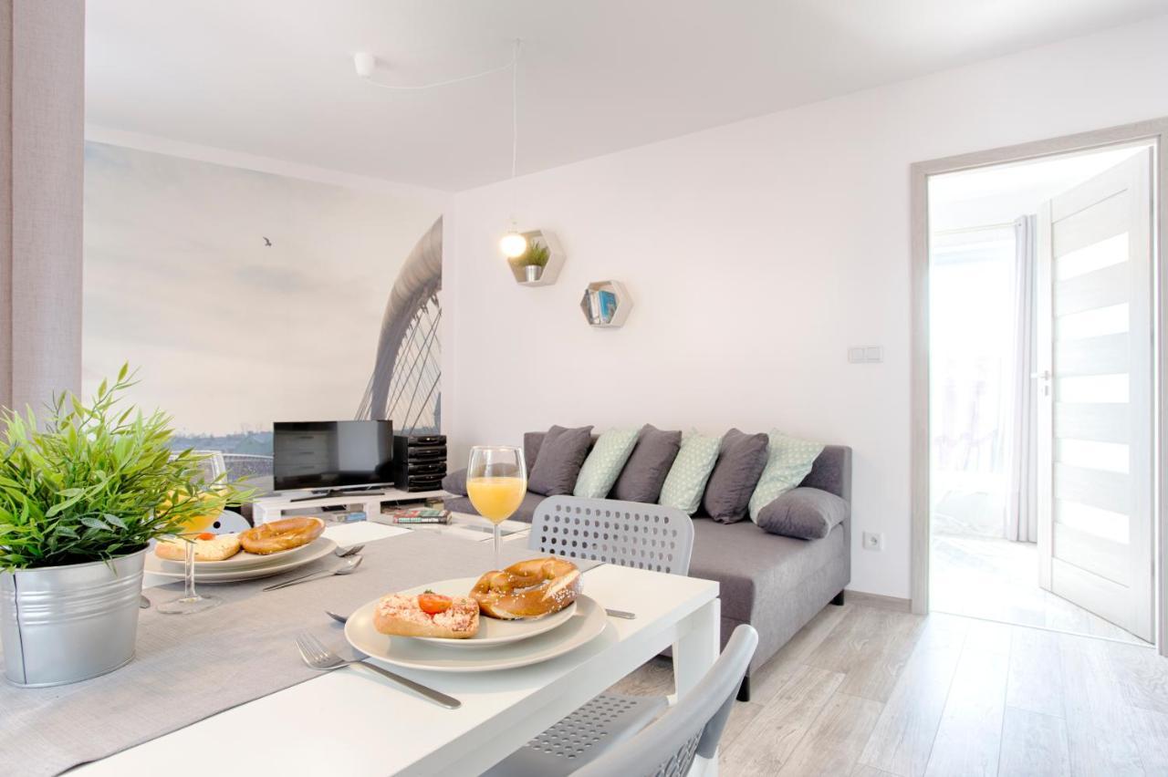 Apartment Tyzenhauz Piwna Street Krakow