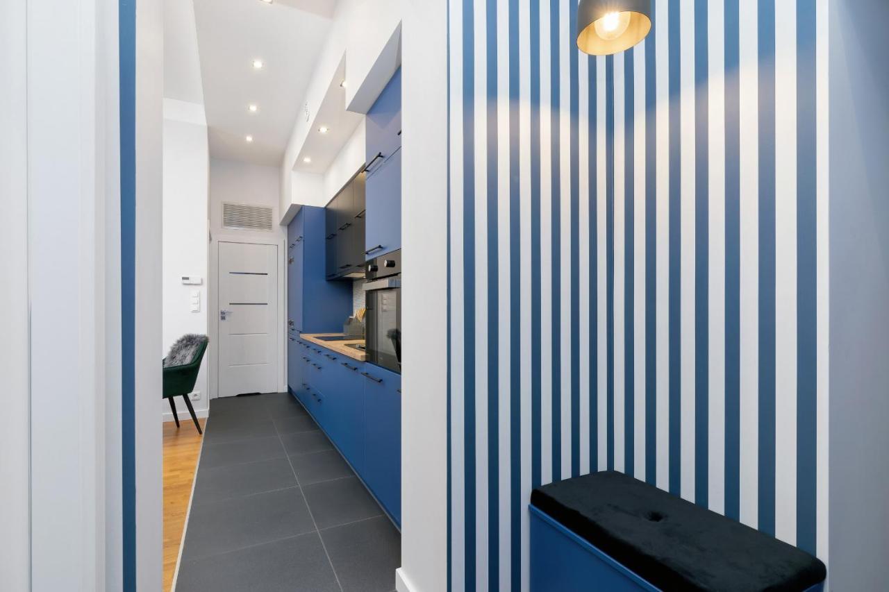 Sweet Family Chodkiewicza Rondo Grzegorzeckie By Renters Apartamento Cracóvia