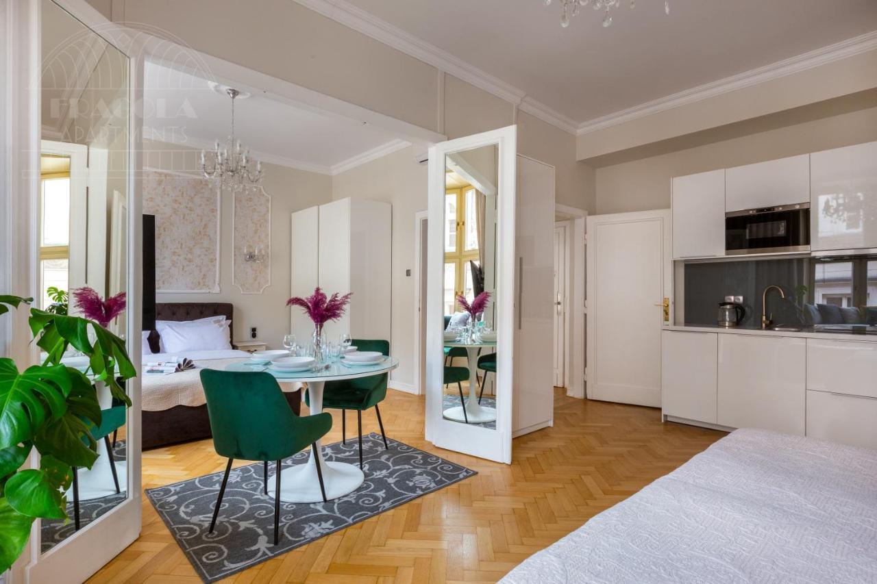Apartment Feniks Fragola Main Square