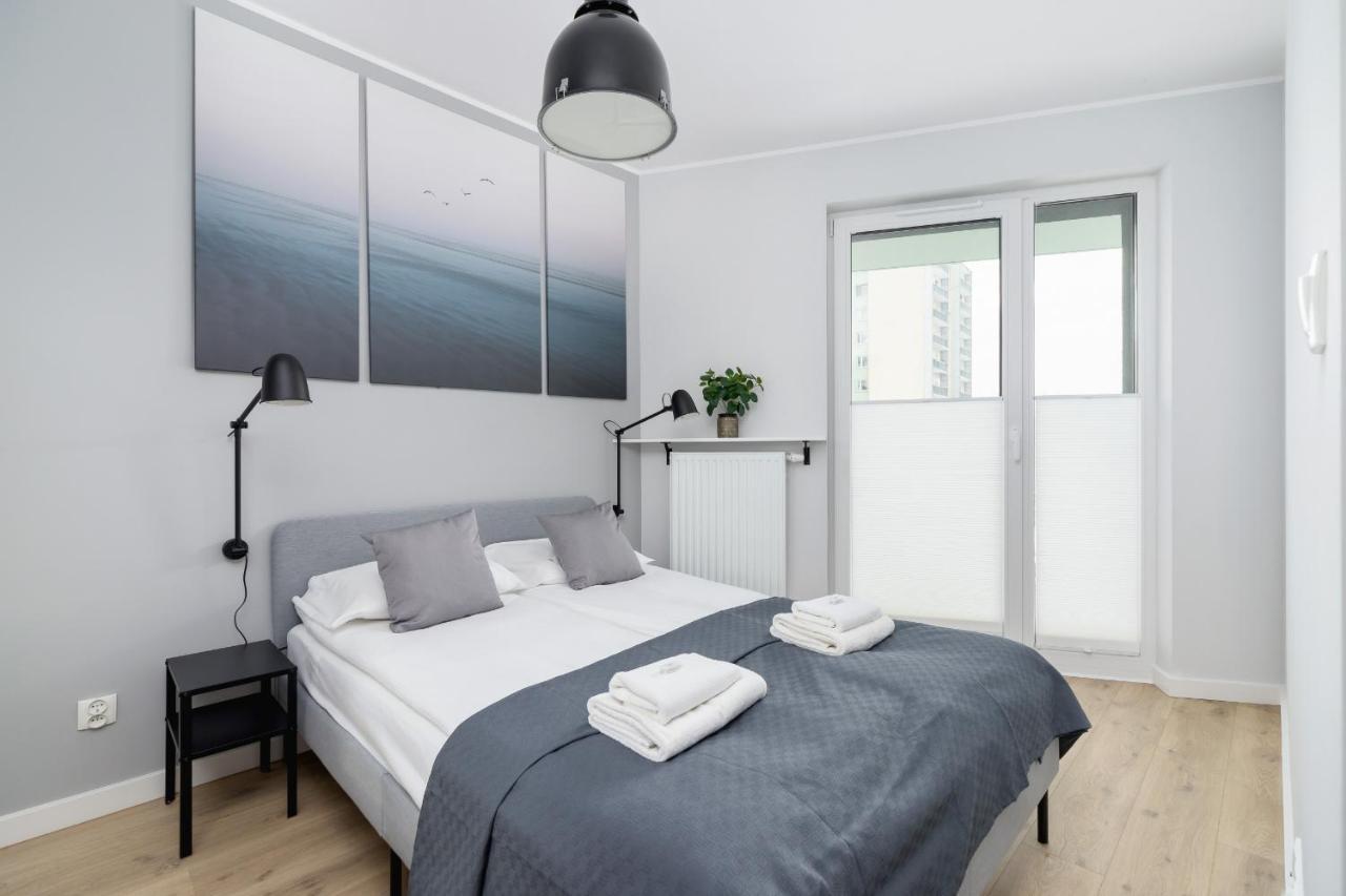 Switezianki Luxurious With Parking By Renters Prestige Apartment Krakau