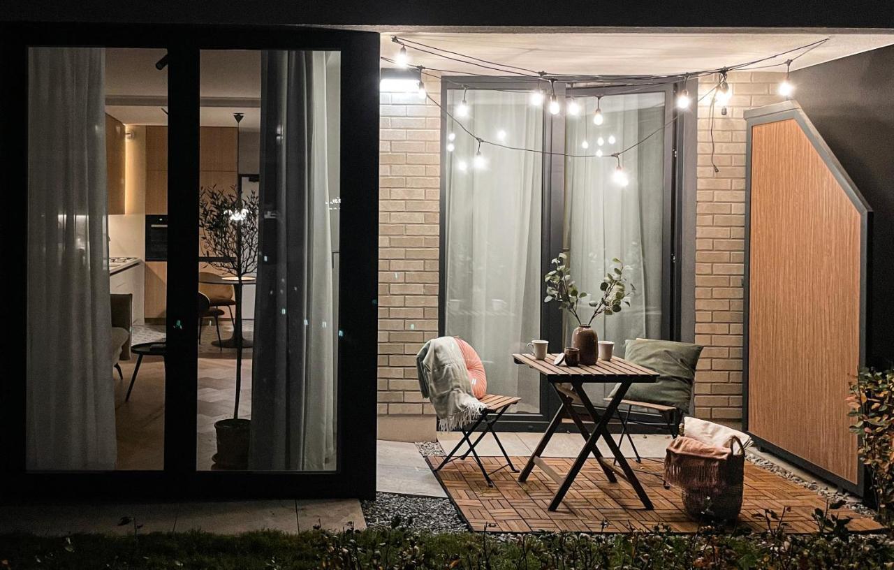 #2 Olive Center Free Garage Apartament