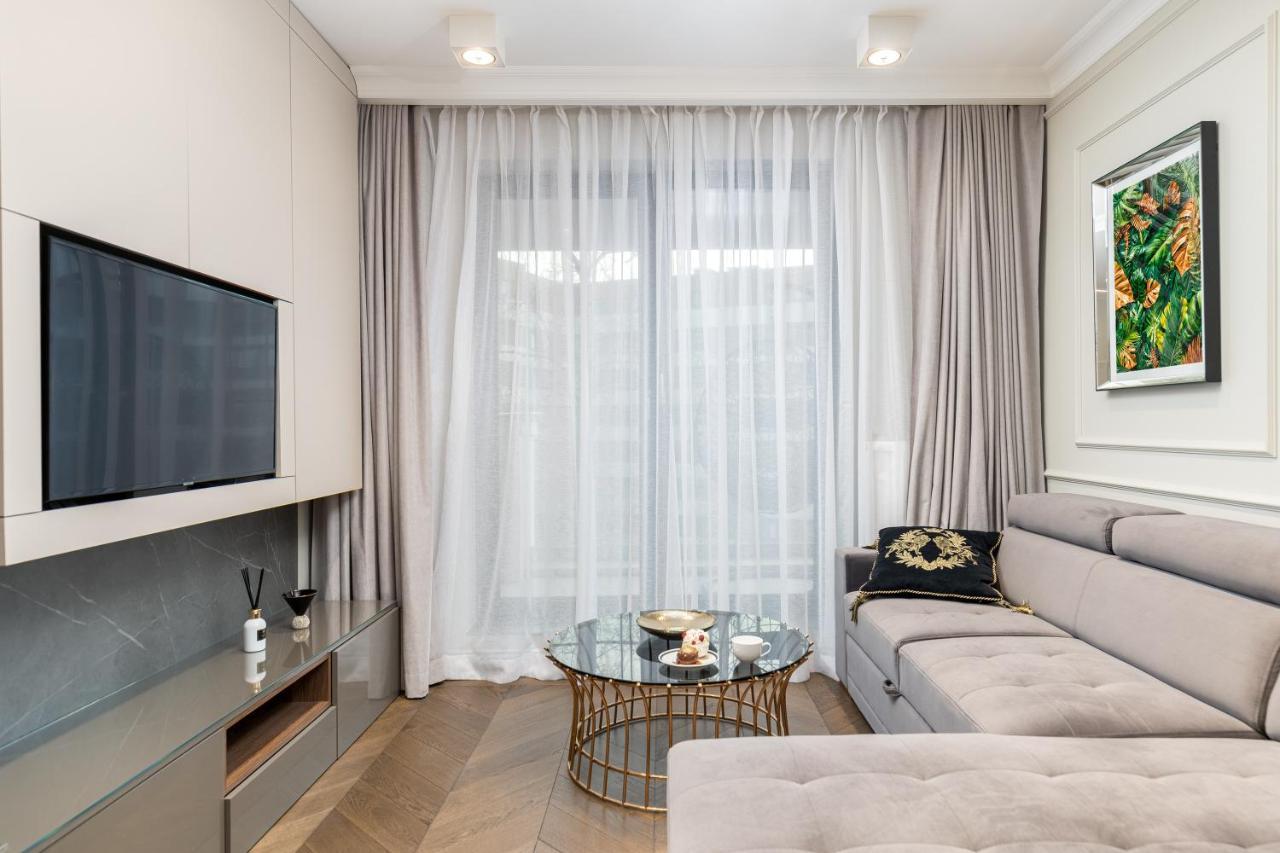 Ga Luxury G244 * Krakau