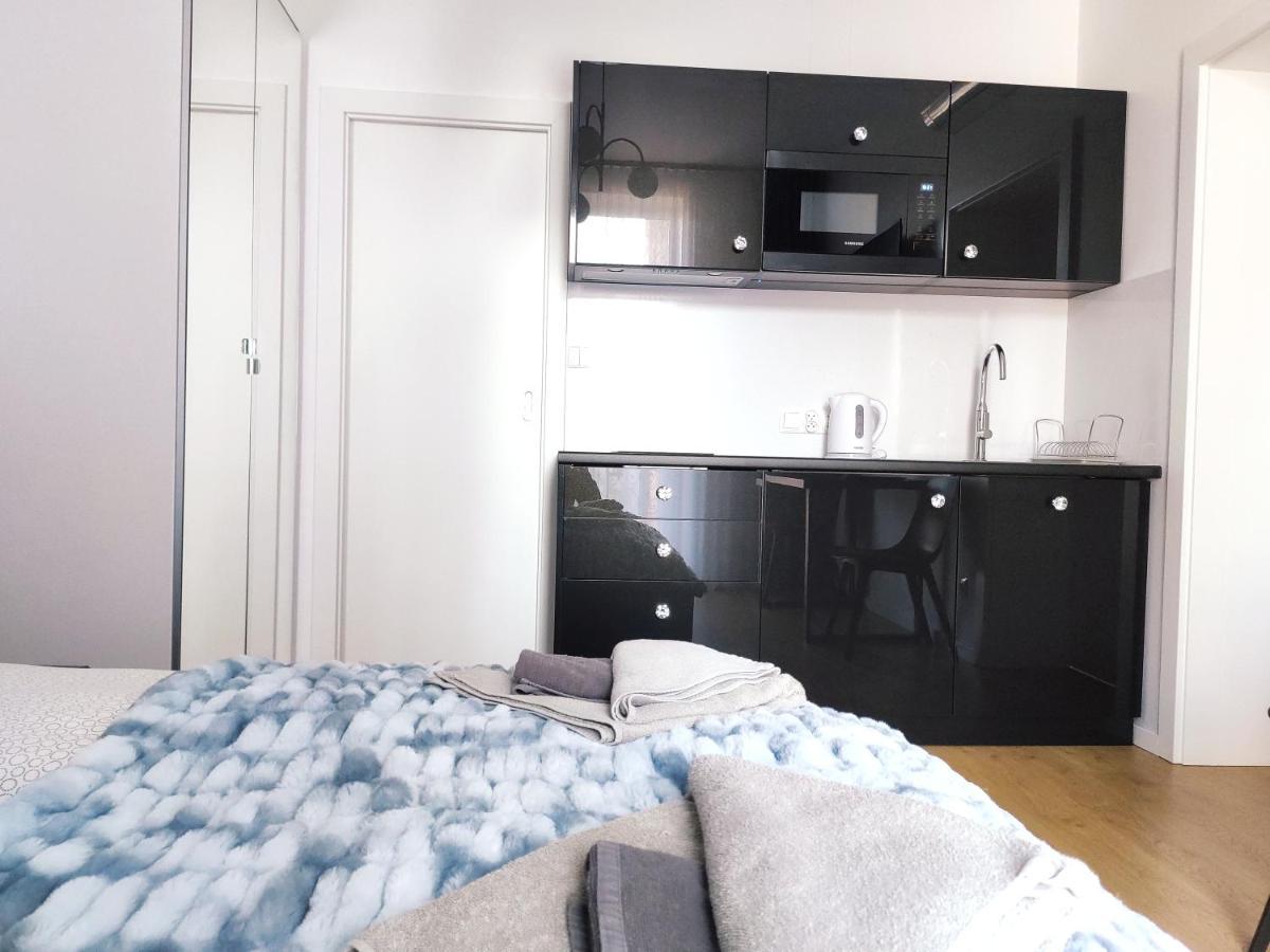 Apartment Szeroka 33 A-c By Homeprime