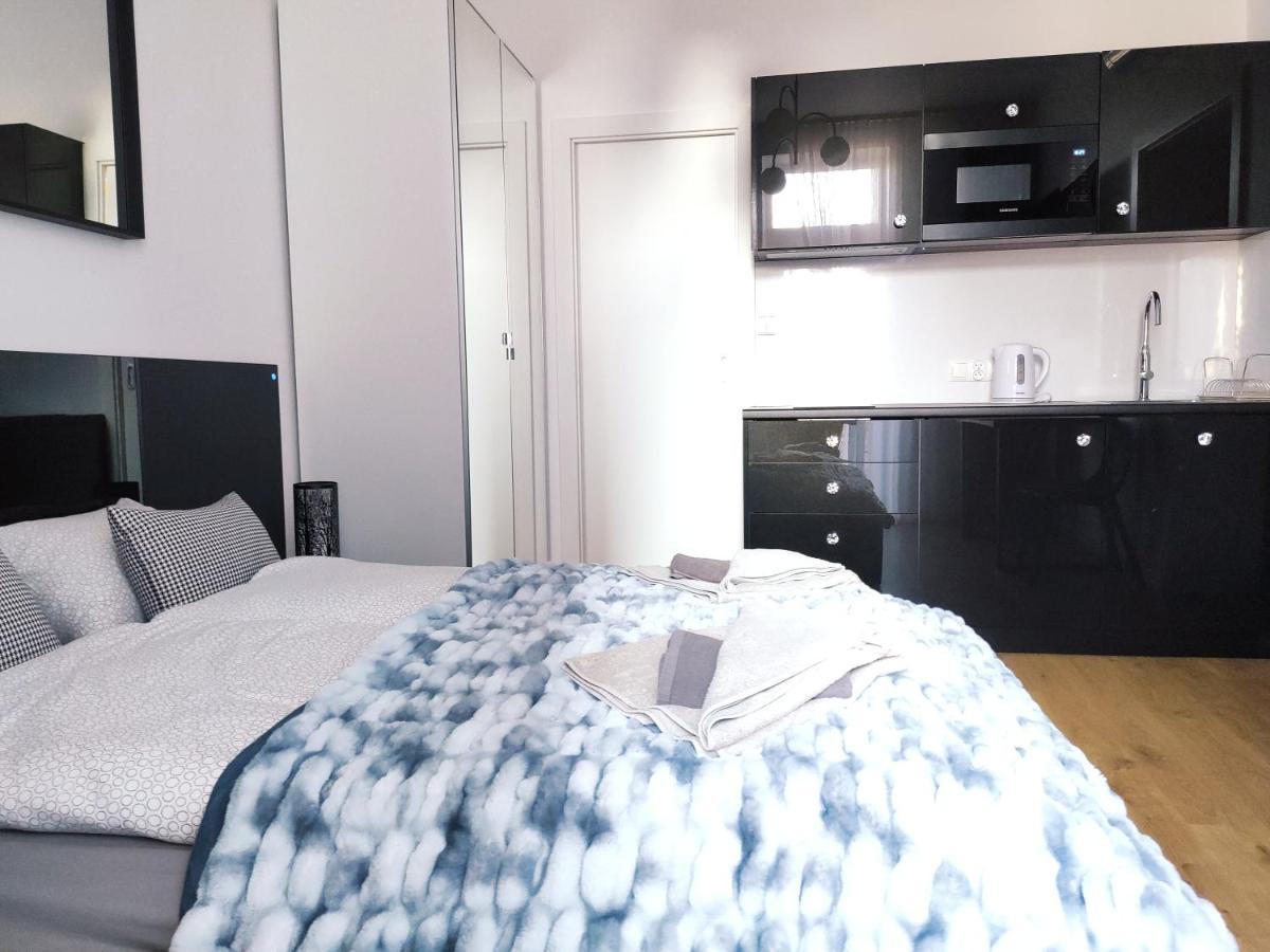 Apartment Szeroka 33 A-c By Homeprime Krakow