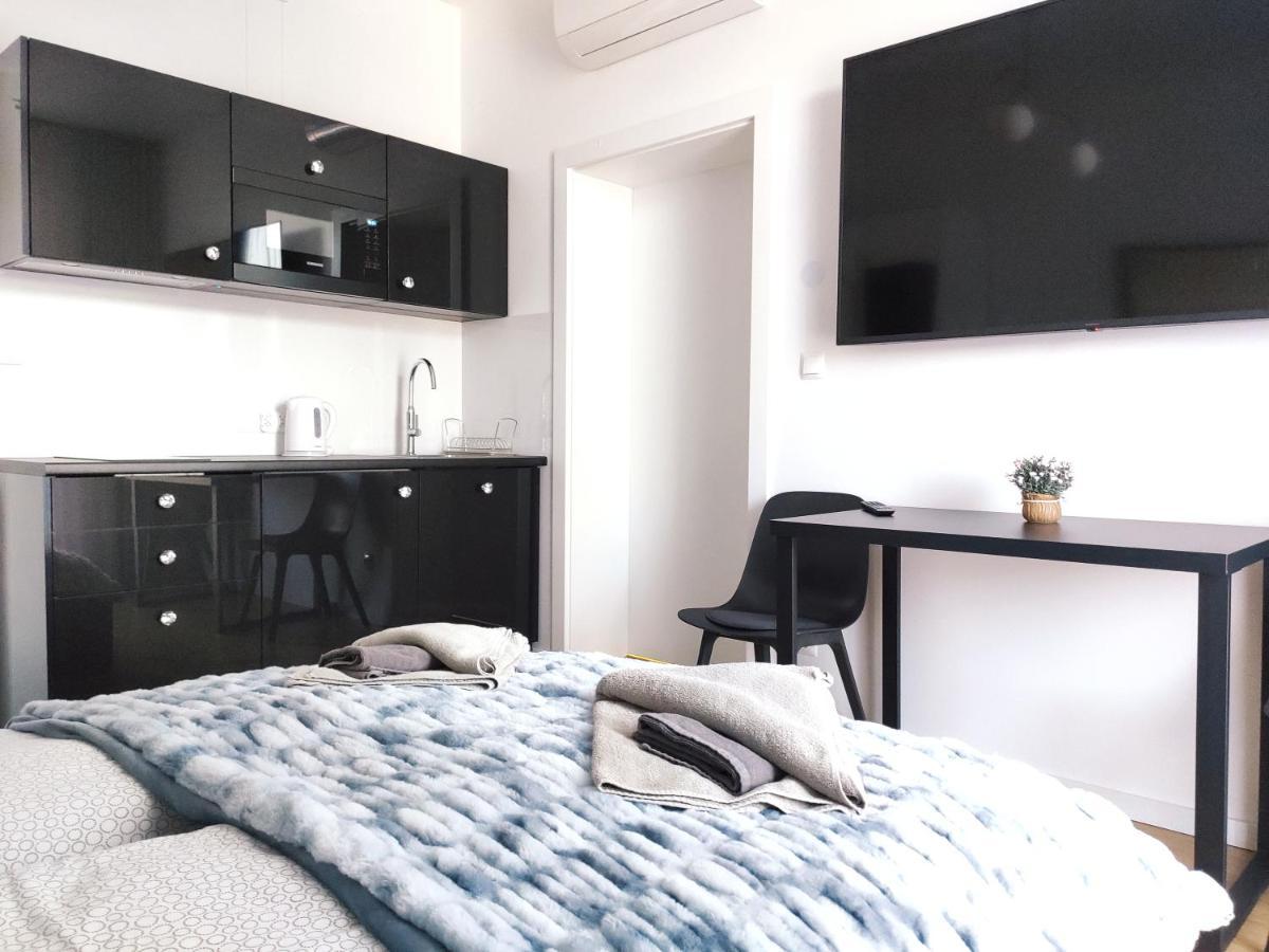 Szeroka 33 A-c By Homeprime * Krakow