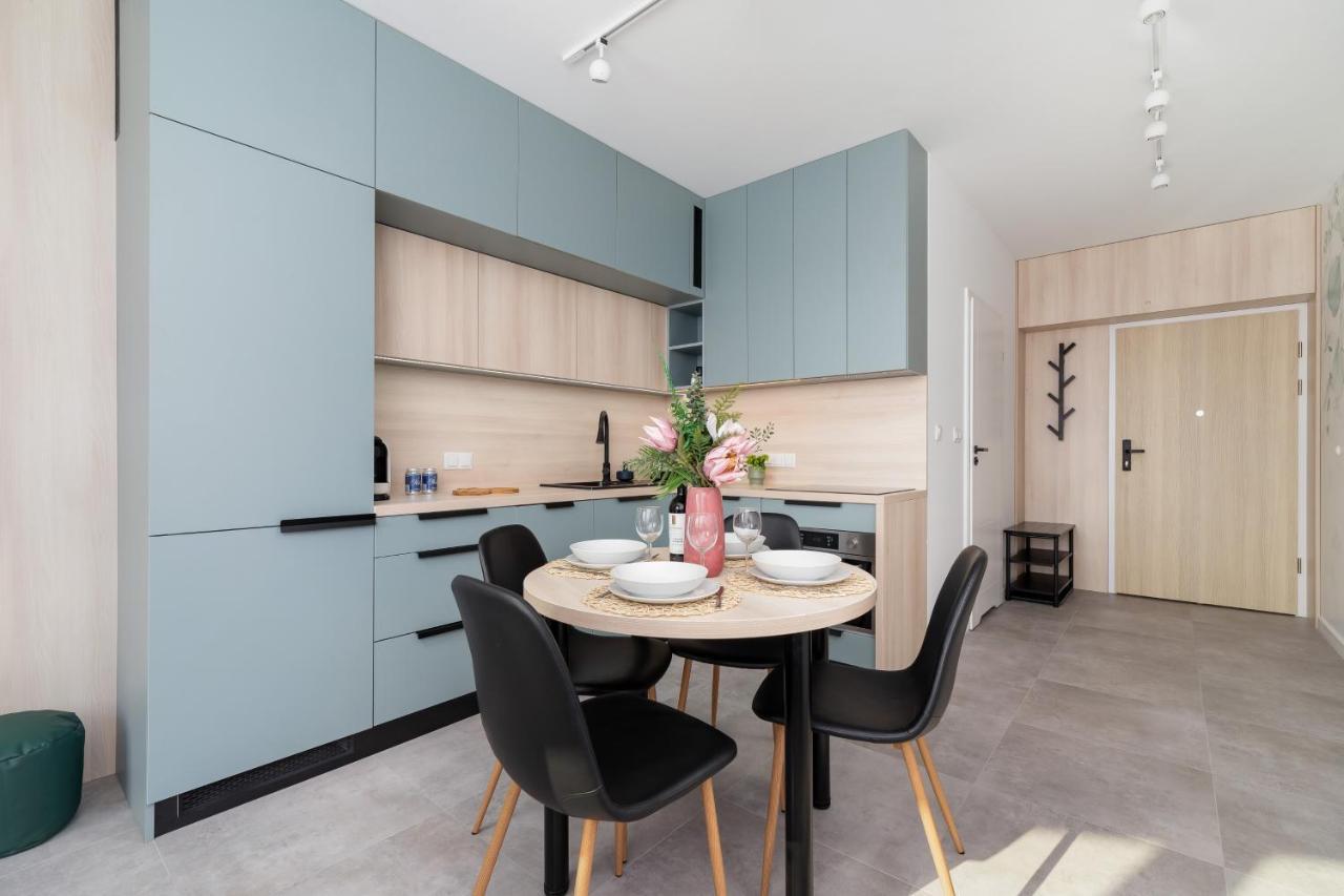 Apartment Switezianki Luxurious With Parking By Renters Prestige