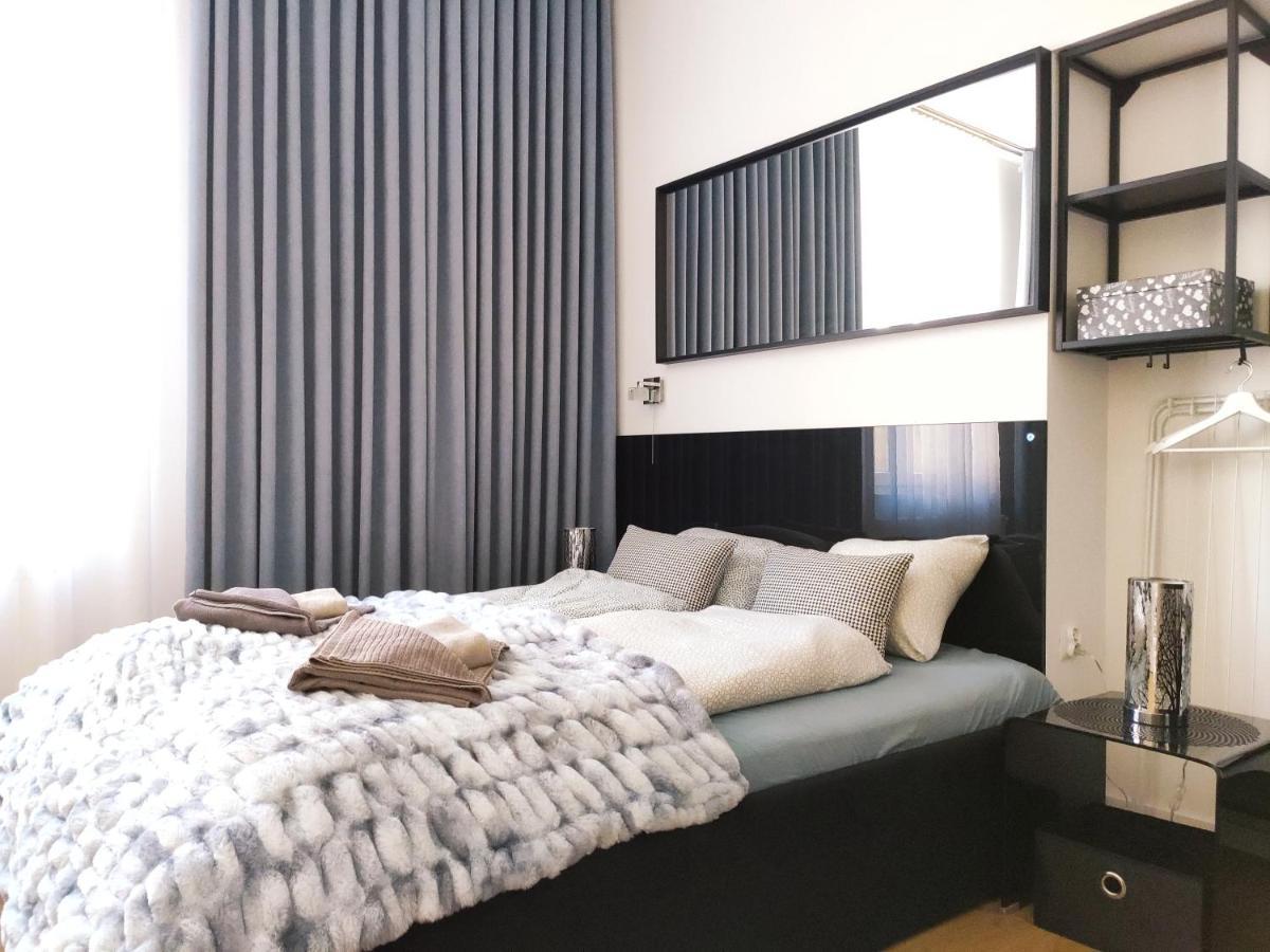 Apartment Szeroka 33 A-c By Homeprime Krakow
