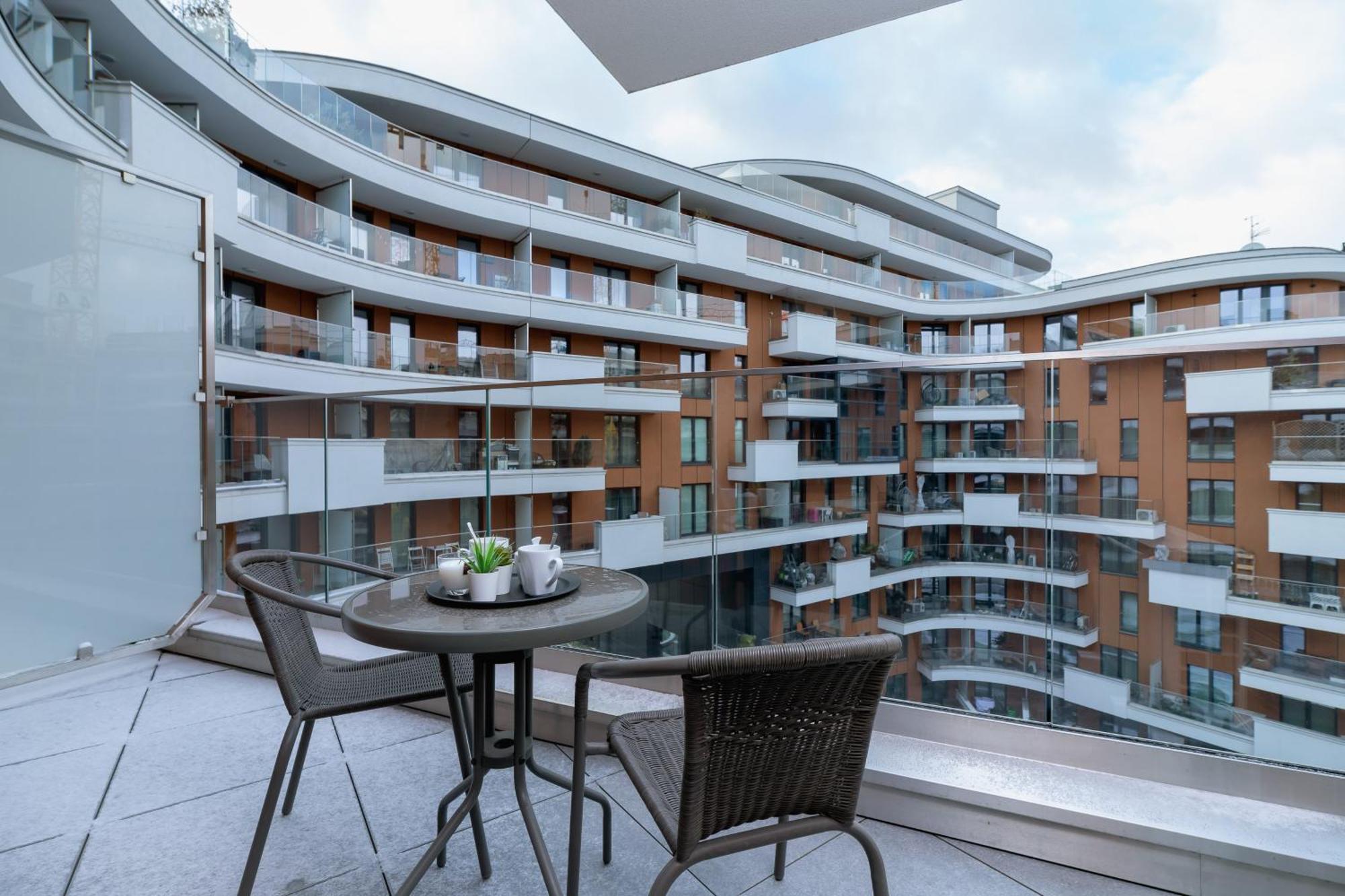 Apartment Wislane Tarasy Lux Cracow By Renters Prestige Krakau