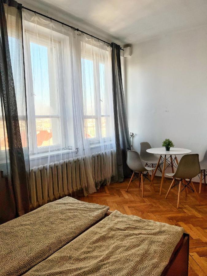 Apartment Best For Short In Center *