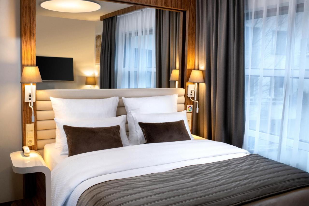 Leonardo Boutique Center 4*