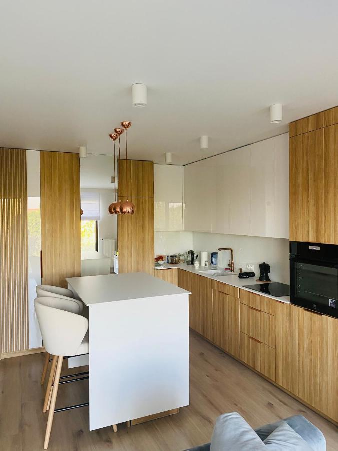 Apartament Luxury White In Park Lotnikow