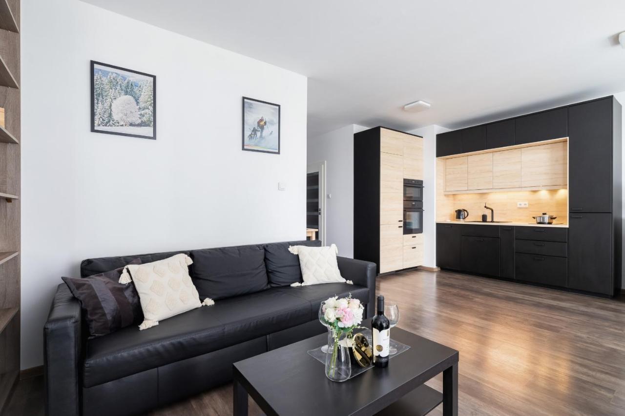 Apartment Spacious With Balcony Zablocie By Renters Krakow
