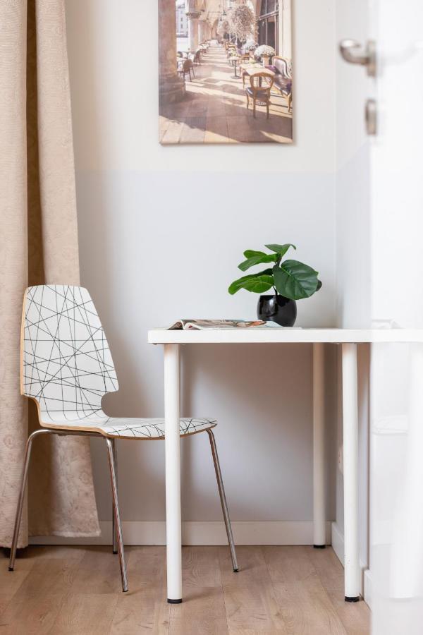 Planty Park Lobzowska By Renters