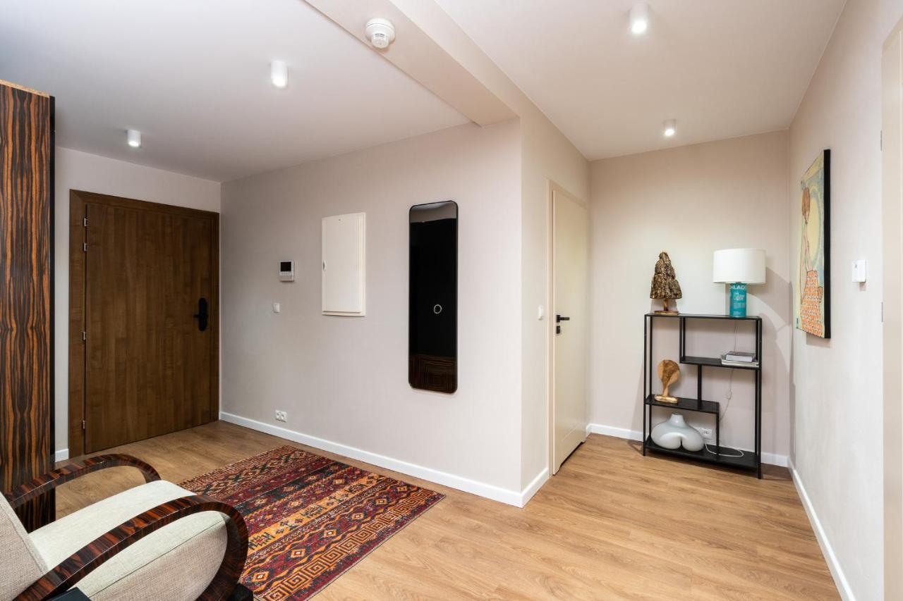 Zaka Apartment *