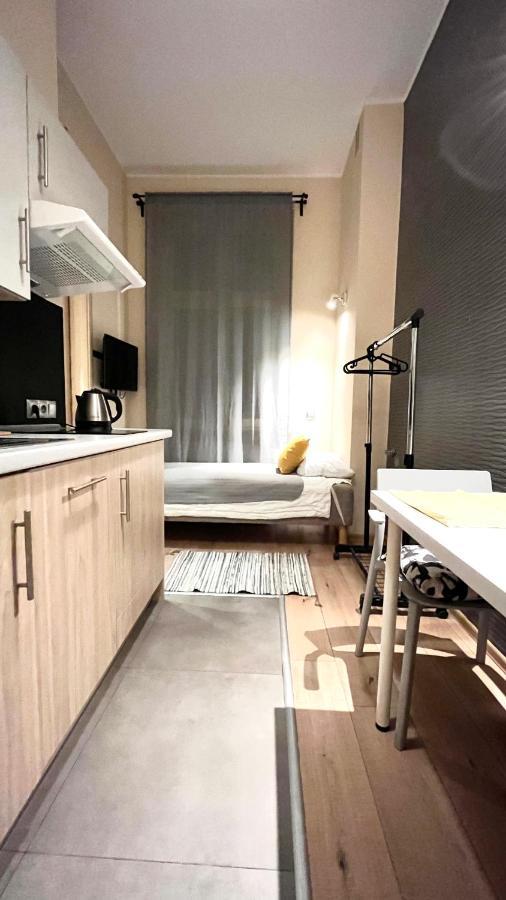 Single In Center Apartamento