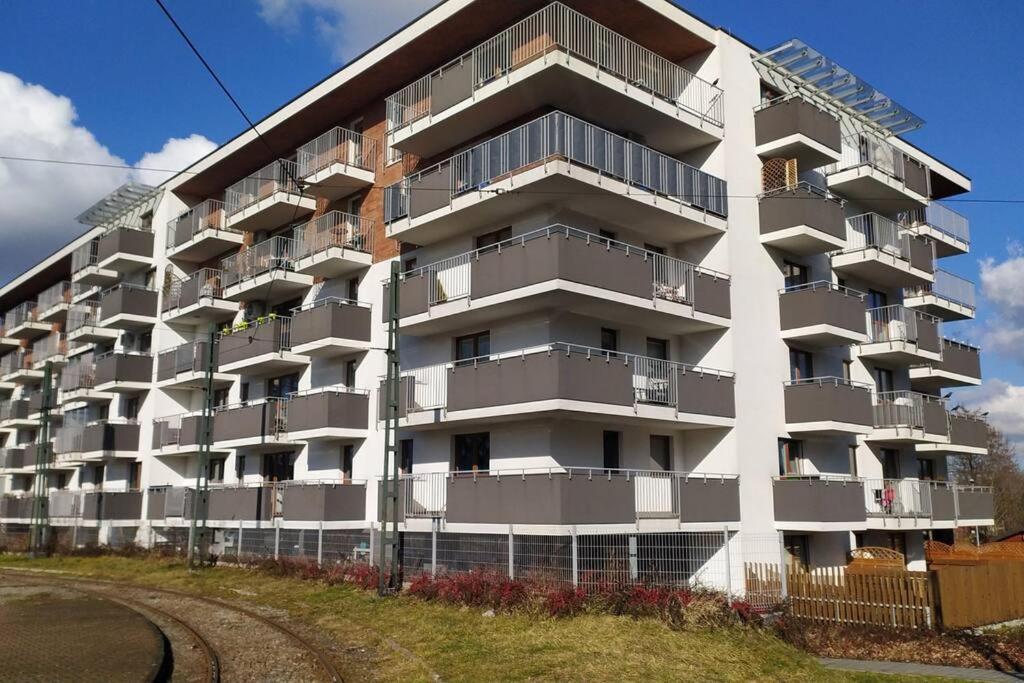 Funcional Easy Condo- Bezplatne Miejsce W Garazu Apartamento Cracóvia