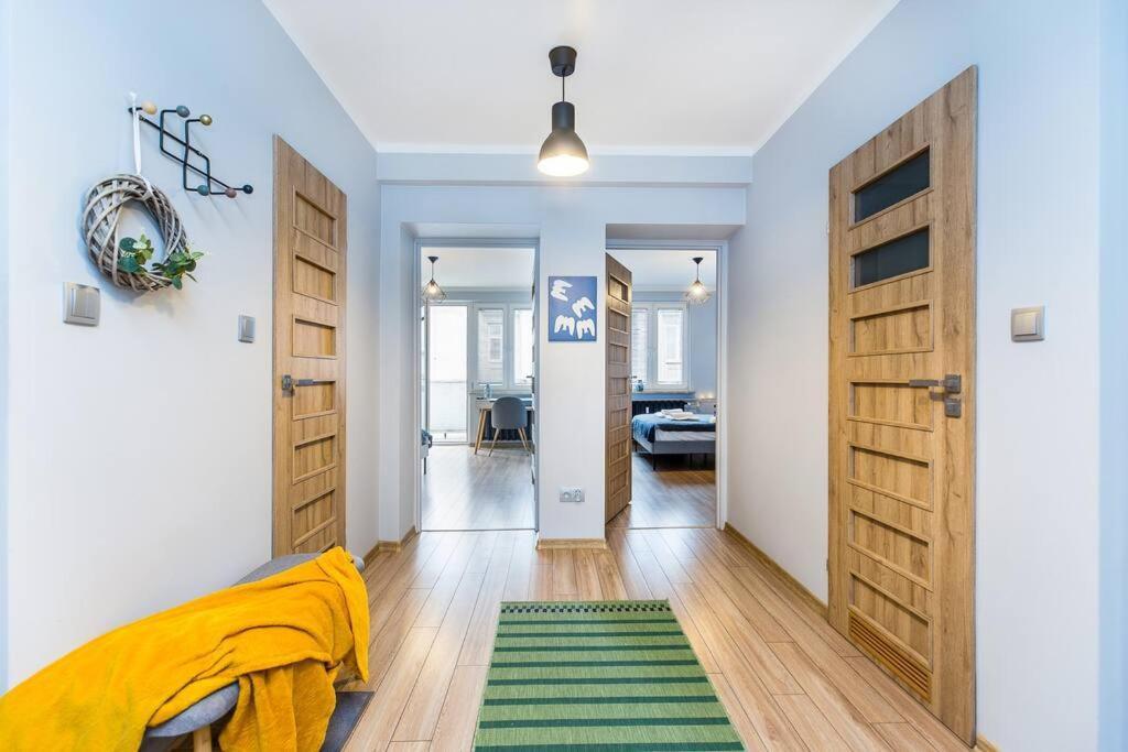 Serene In The Center - By Upstairs Apartment Krakow