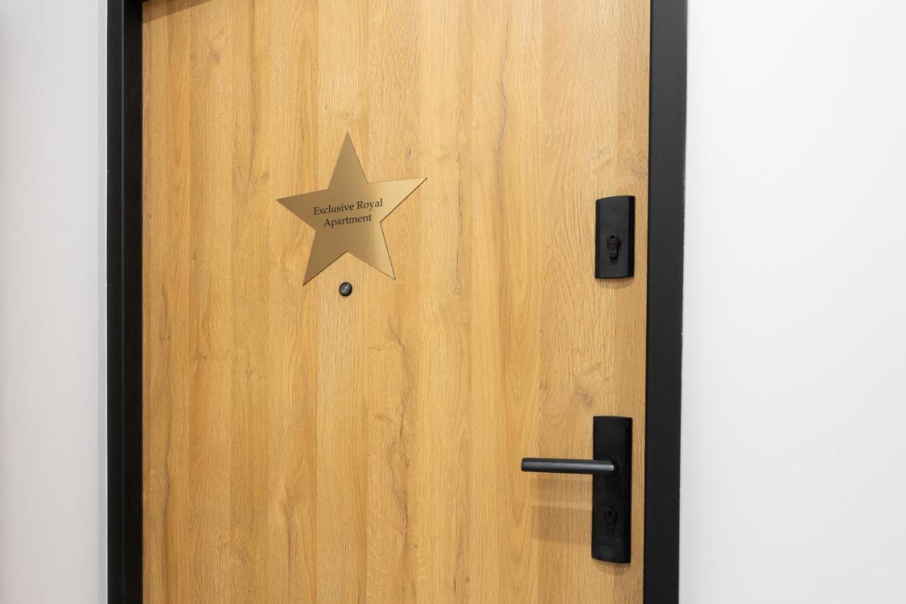 Exclusive Royal Apartment *