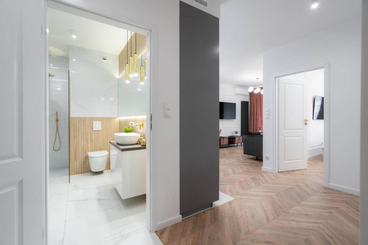 Exclusive Royal Apartment *