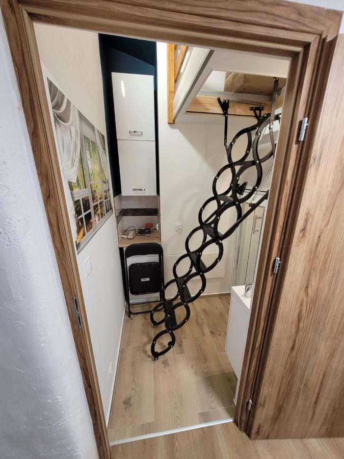Apartament Micro 2,5 Qm - Najmniejsze Swiata 2,5 Mkw