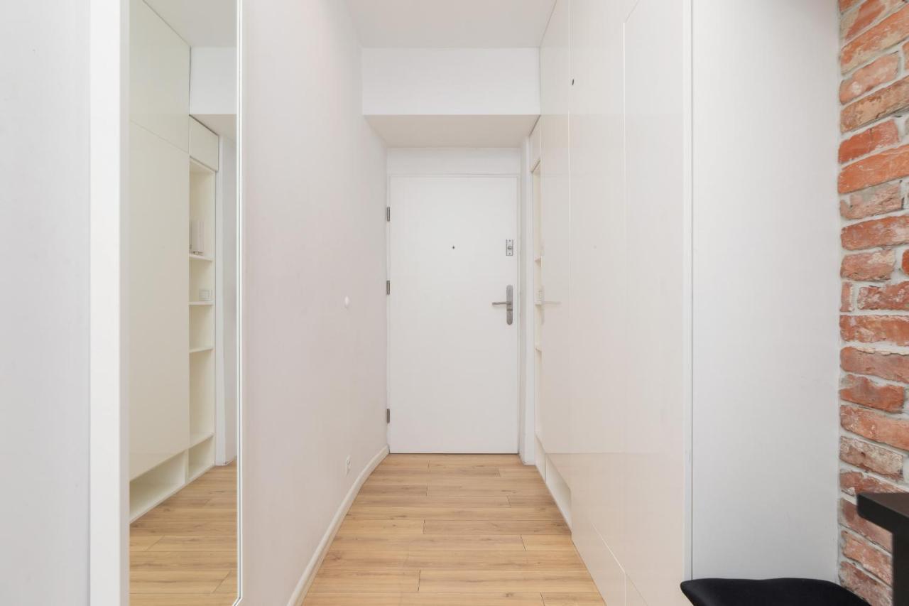 Apartment With Mezzanine - Arianska 14 By Renters