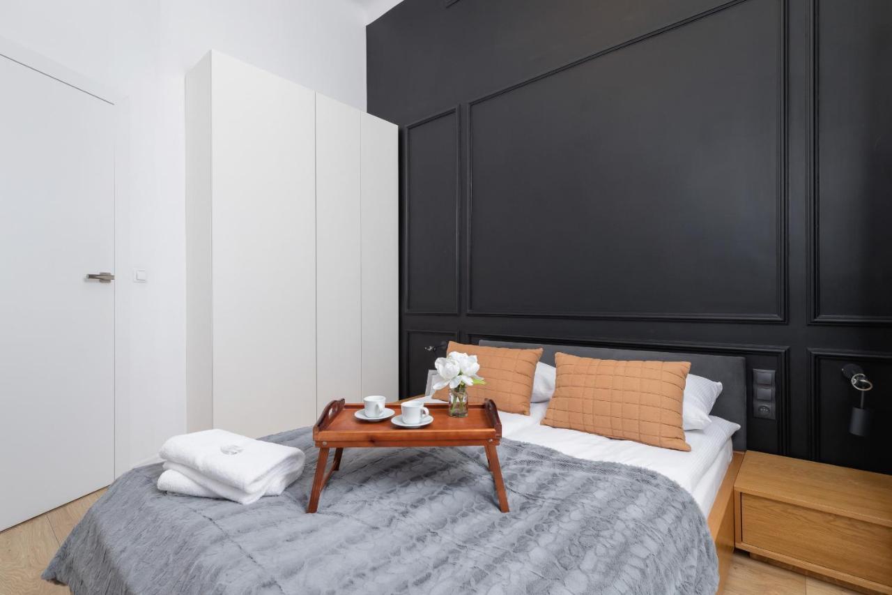 Apartment With Mezzanine - Arianska 14 By Renters