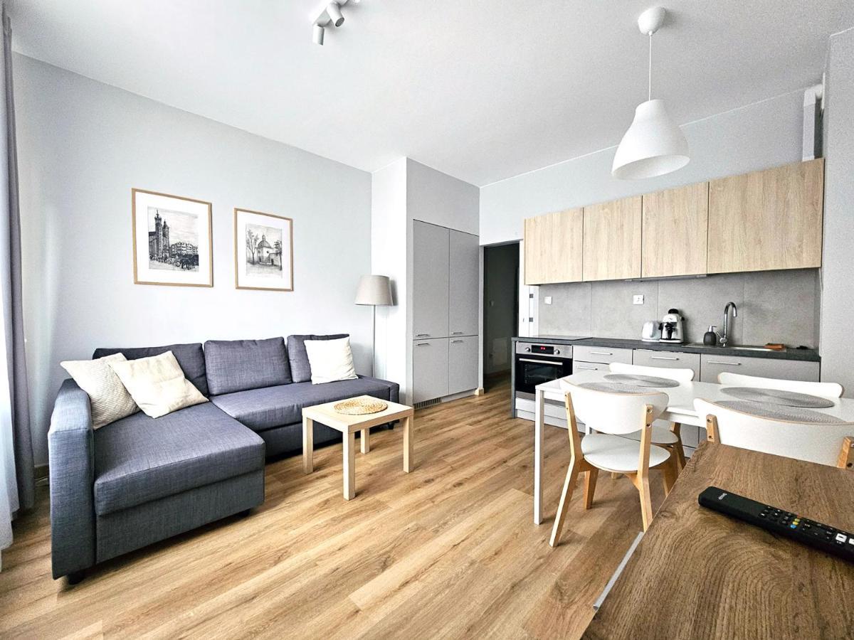 Apartament 1a *
