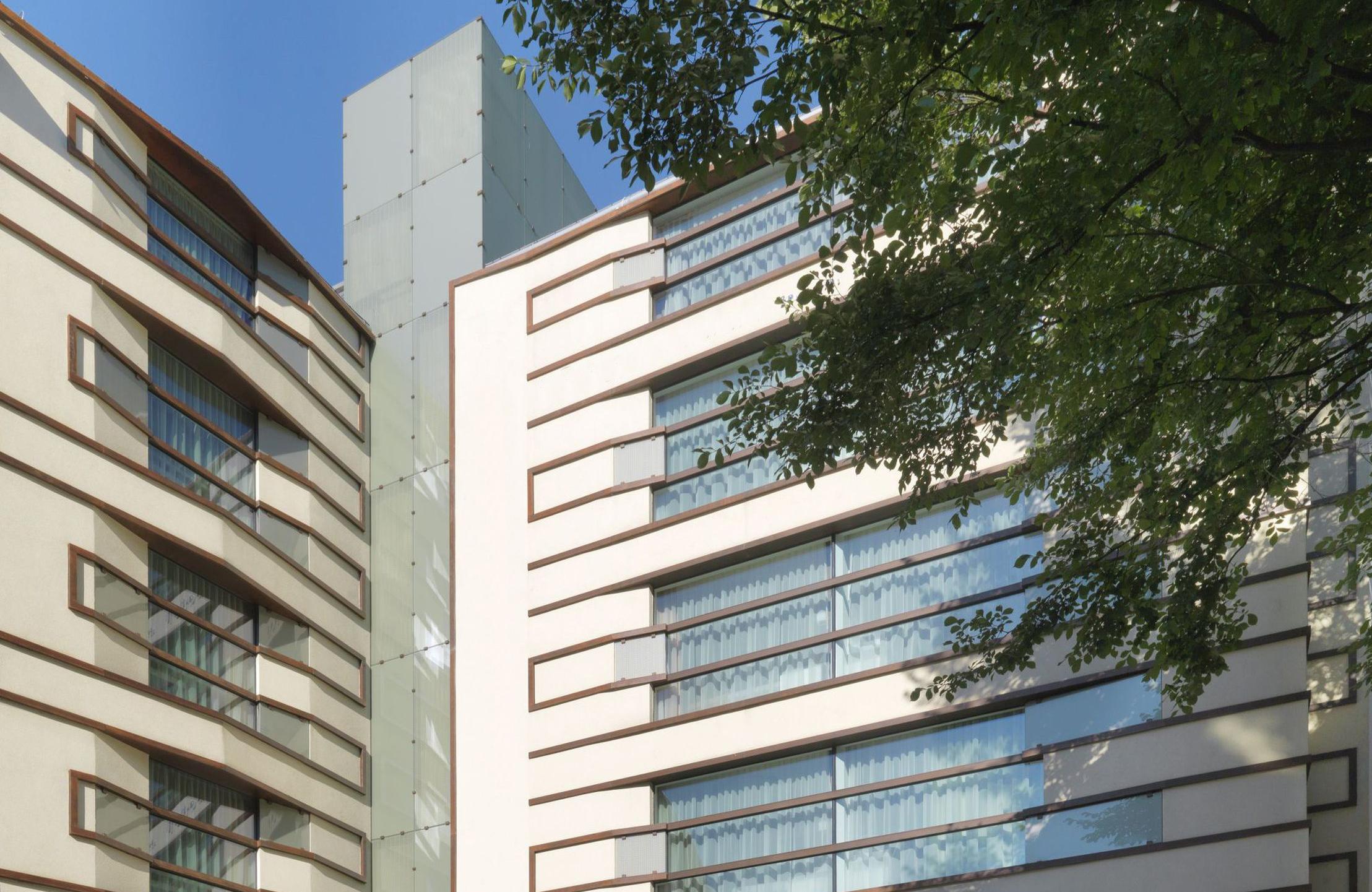 Leonardo Boutique Center 4*