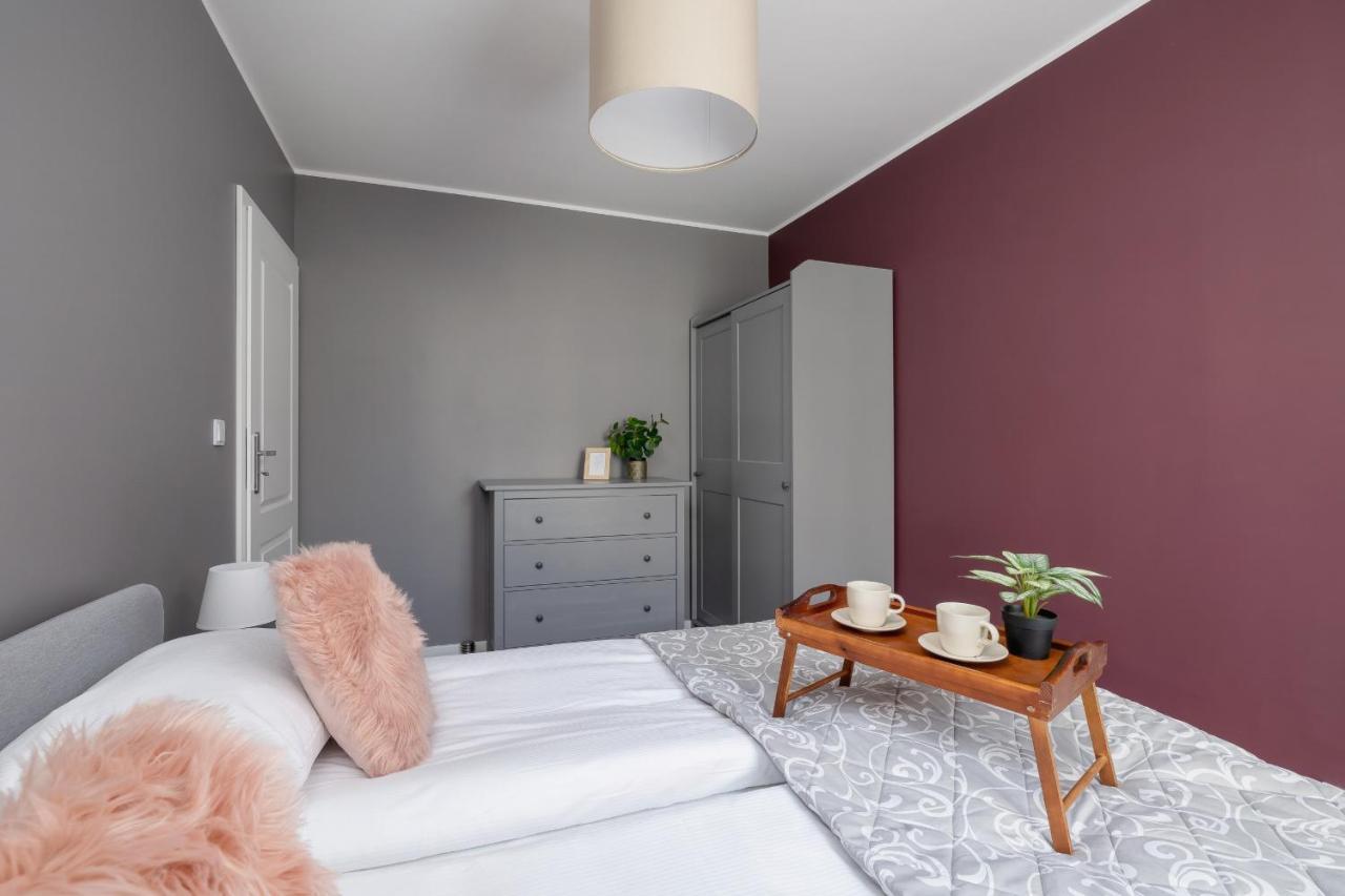 Comfy Pachonskiego With Parking In By Renters Apartment *
