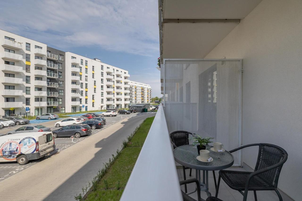 Comfy Pachonskiego With Parking In By Renters Apartment *