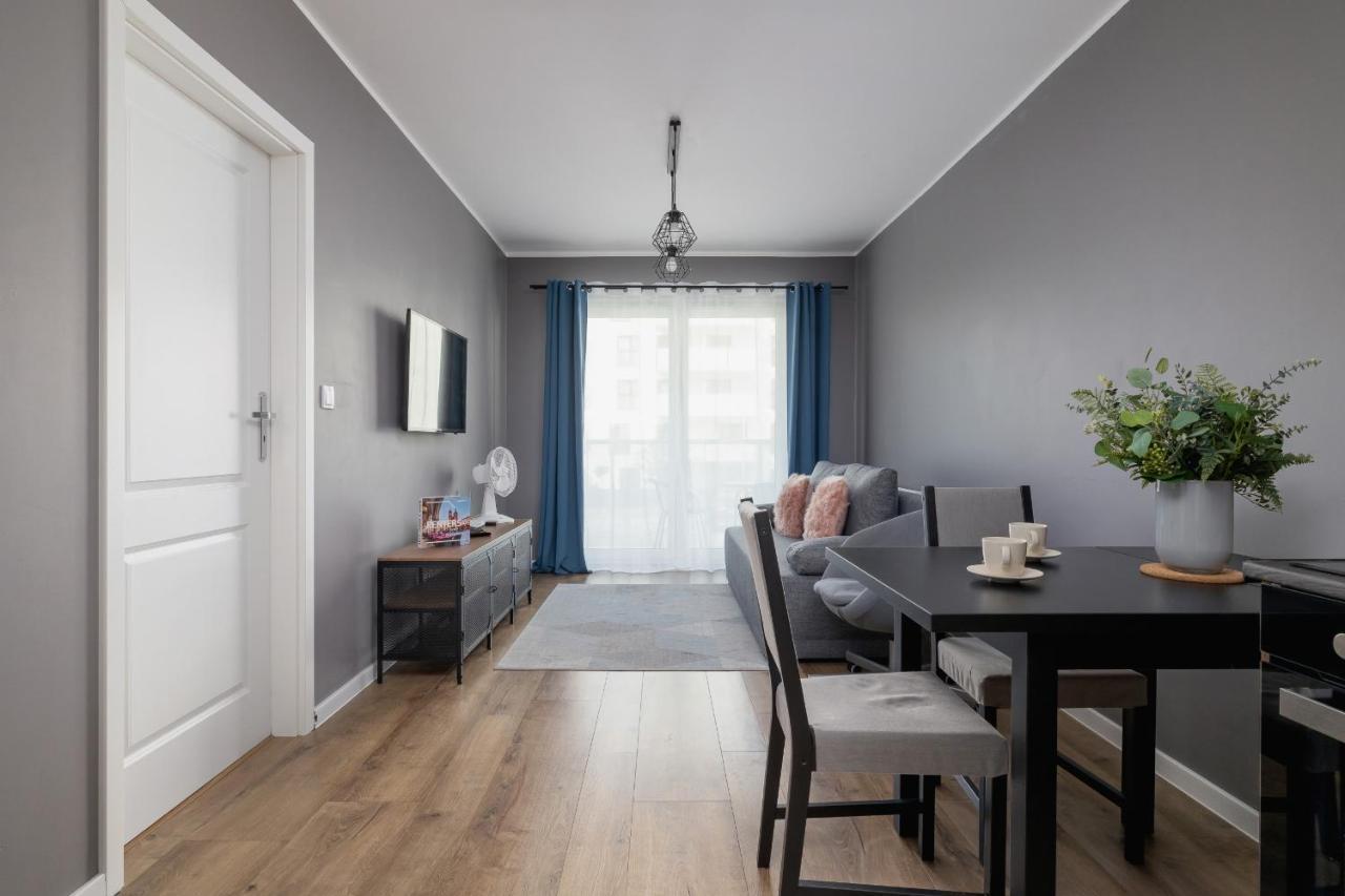Comfy Pachonskiego With Parking In By Renters Apartment Krakow