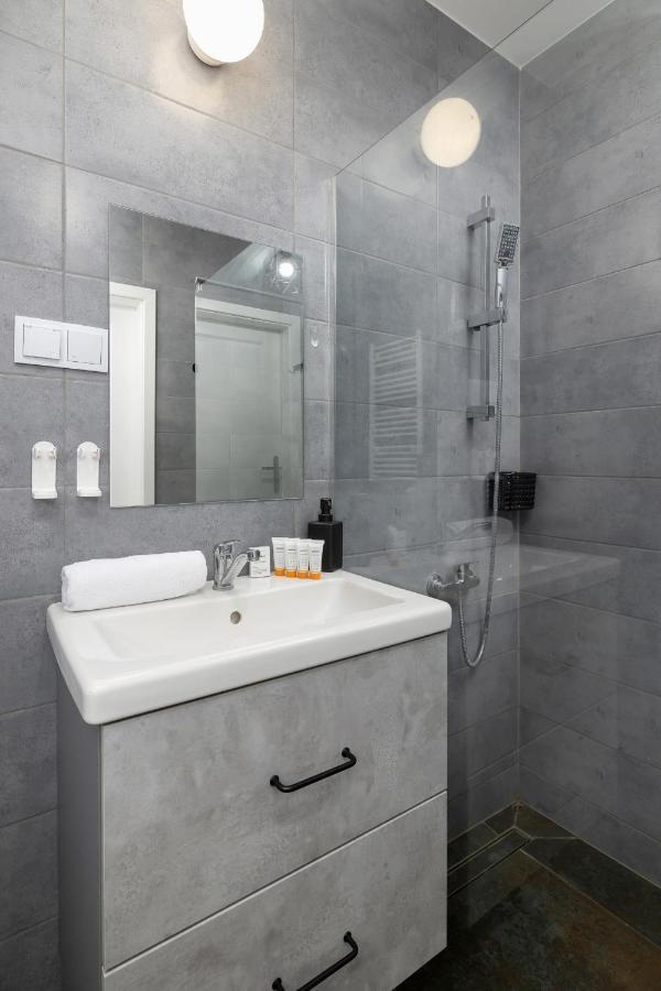 Comfy Pachonskiego With Parking In By Renters Apartment