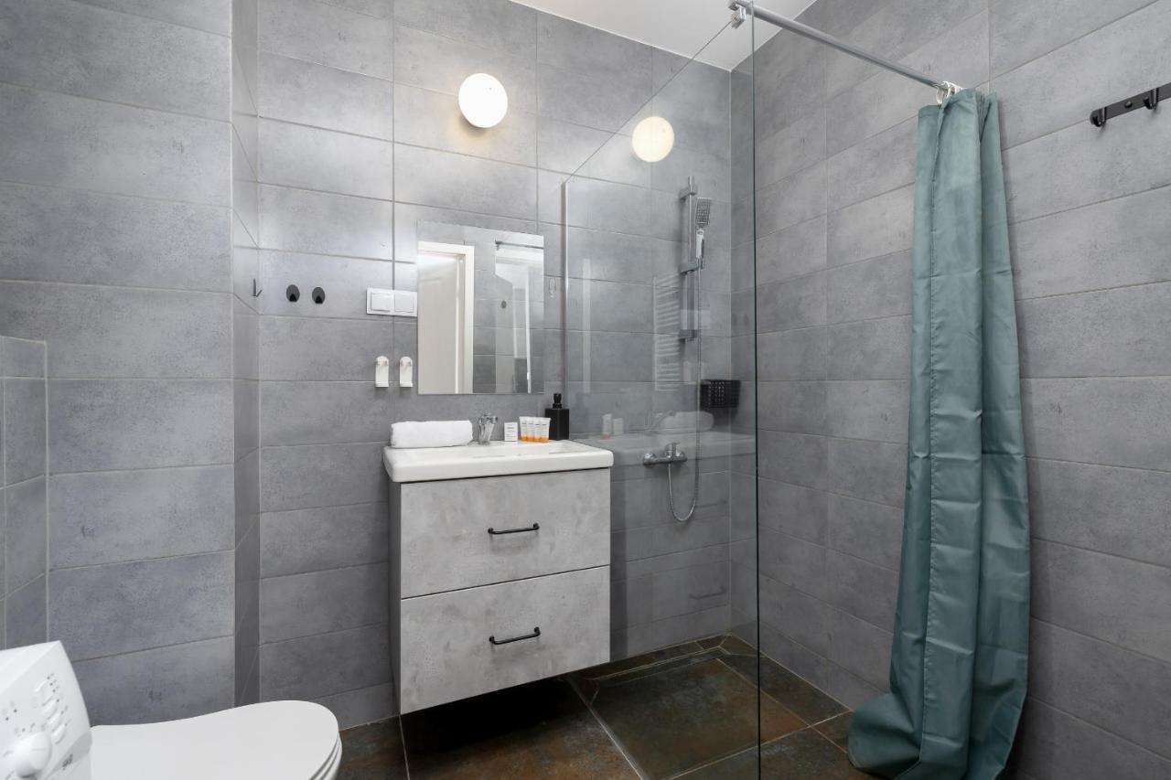 Comfy Pachonskiego With Parking In By Renters Krakow