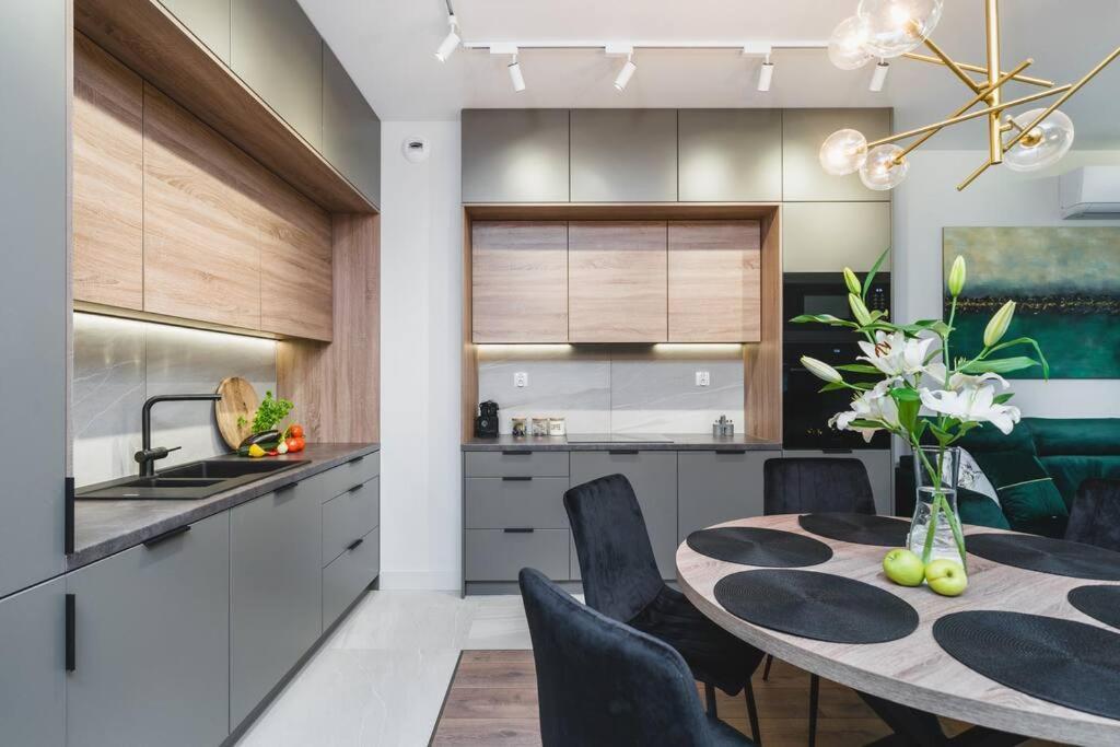 Apartament Elegant Business *